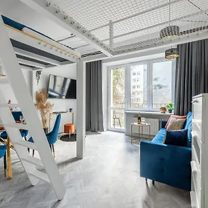 Luxury In The Center Warsaw